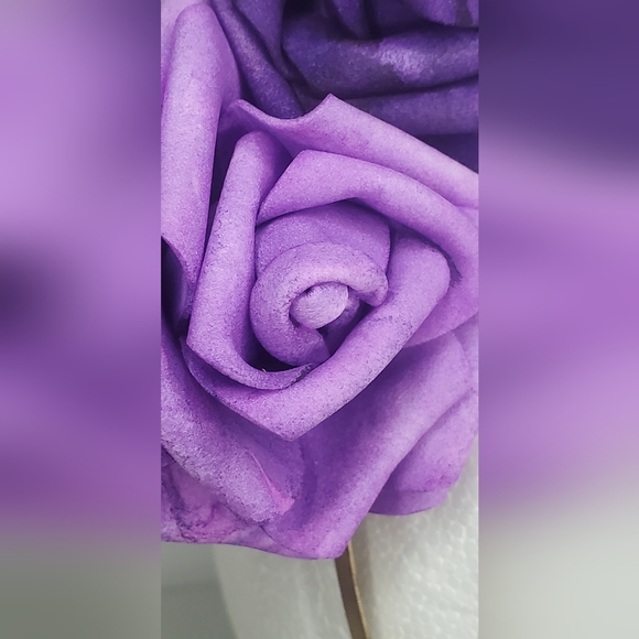 Mexican Elegant Floral Head Piece with Gold Metal Accents - Picture 9 of 11